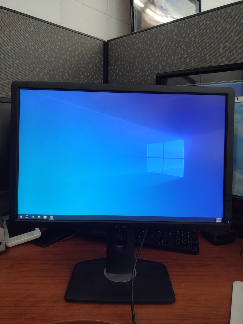 Dell P2213f 22" 1680 x 1050 60Hz 5ms LCD 16:10 Widescreen Monitor