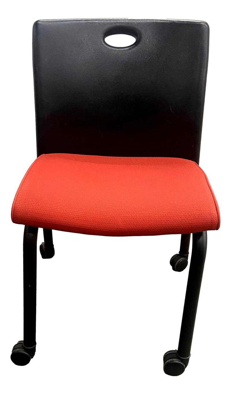 Pre-Owned Steelcase Sweeper Mobile Guest Chair