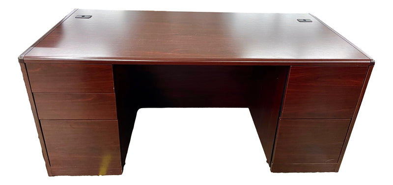 Pre-Owned 66" x 30" HON 10774NN Desk