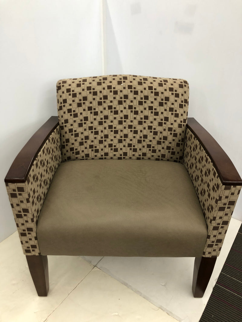 Lesro Lounge - Belmont Collection