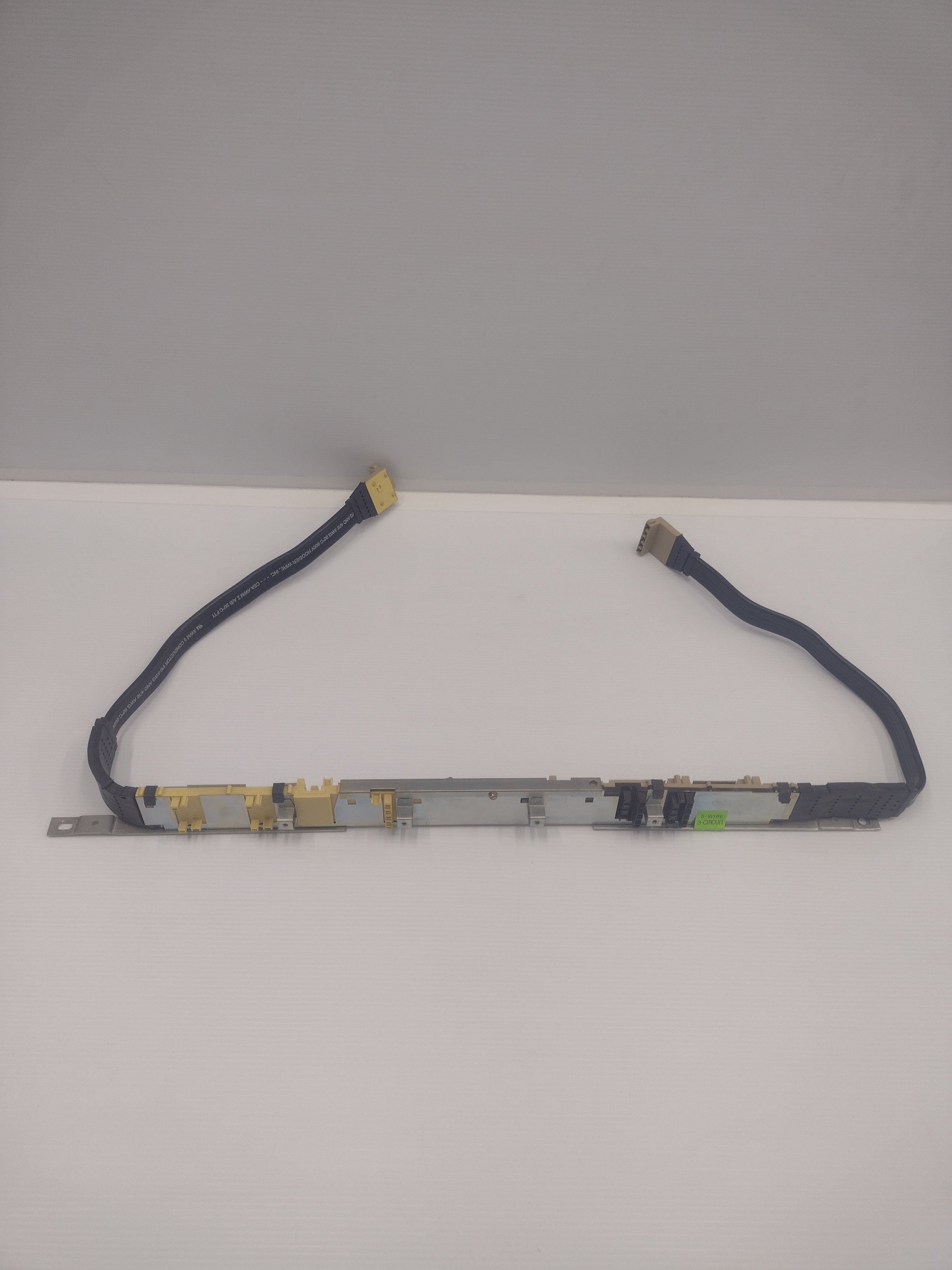 Steelcase FPW336 3-Circuit Powerway for 36" Steelcase Cubicle Panels