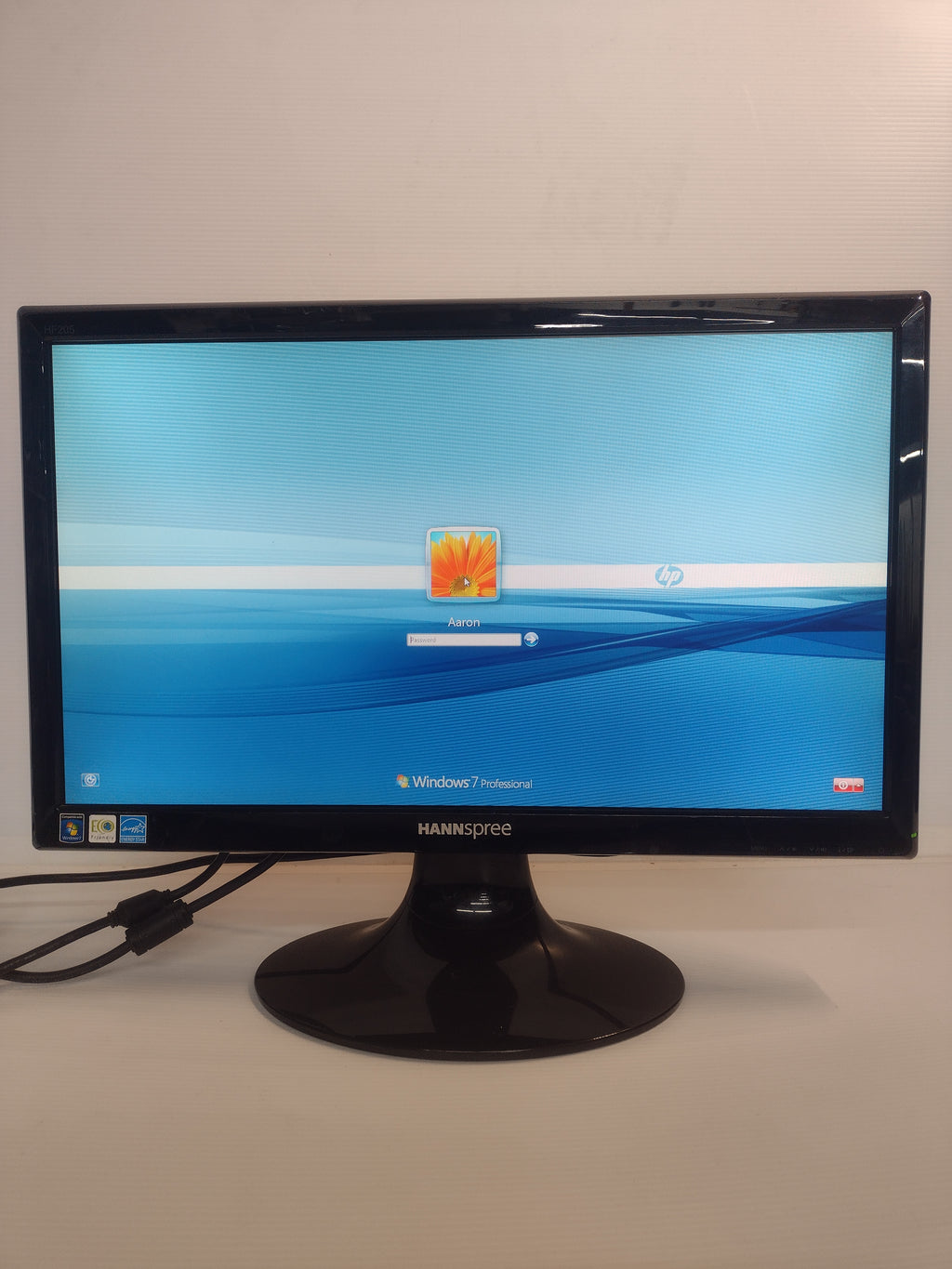 Hannspree HSG1106 HF205DPB 20" 1600 x 900 75 Hz Widescreen LCD Monitor