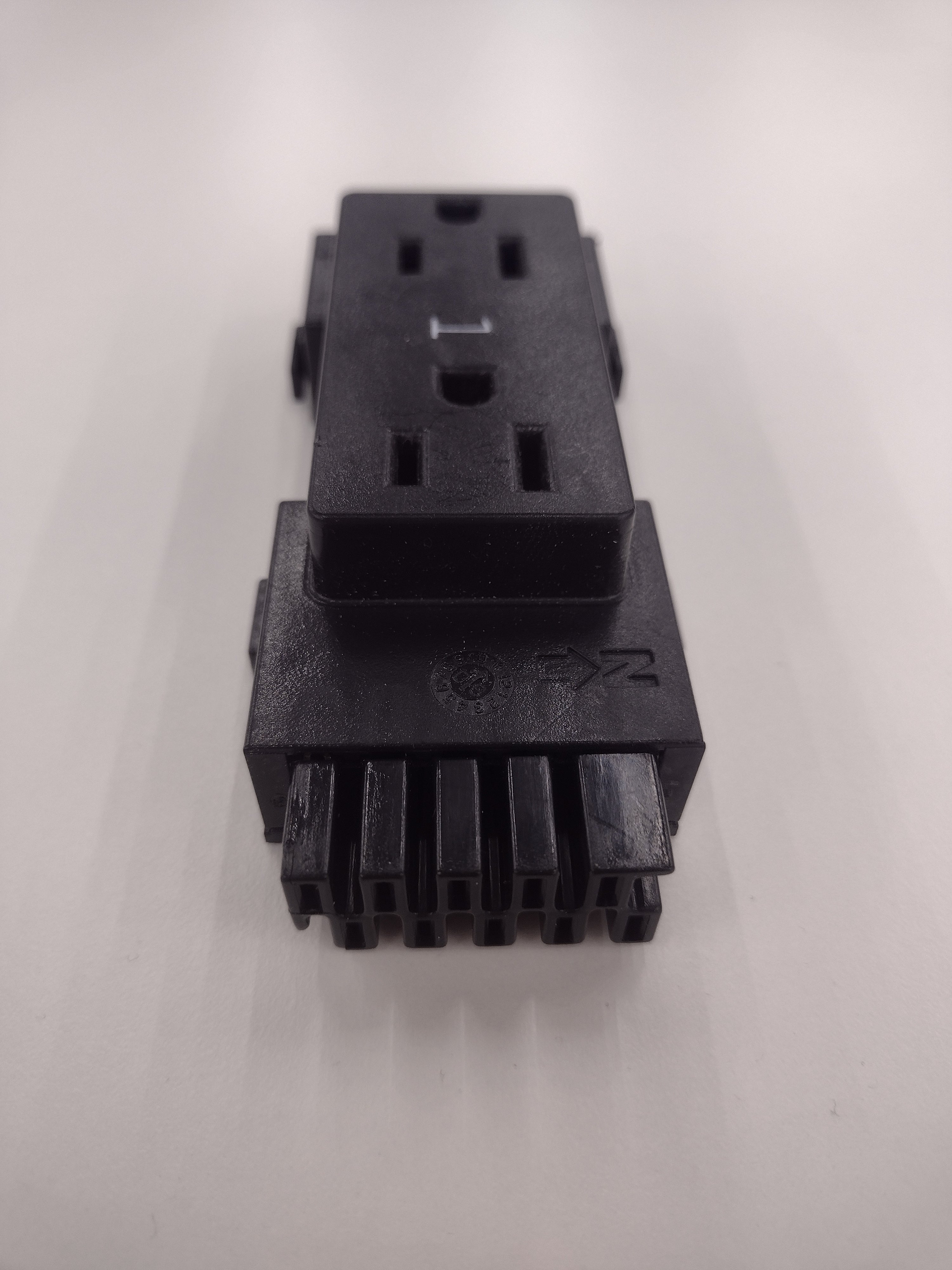 Evolve EVE8RD1 Duplex Receptacle Outlet for Evolve Systems Cubicle Panels