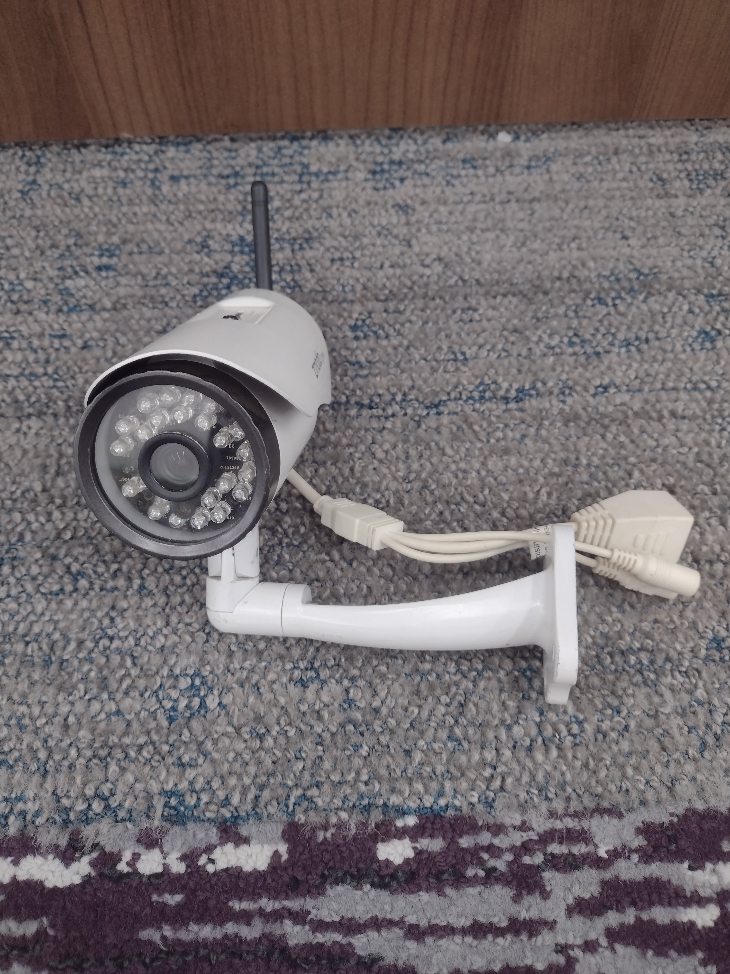 Zmodo NVIF ZP-IBI13-W 720P HD Wireless IP Network Camera 65 ft. Night Vision