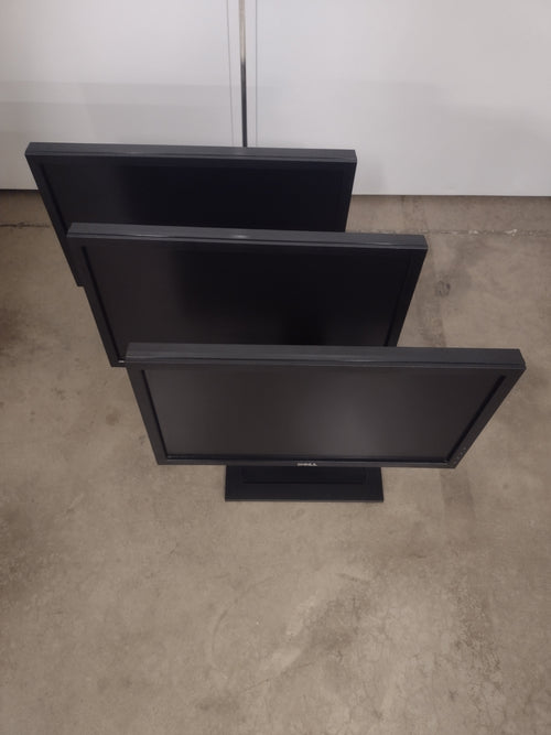 **LOT OF 3** -- DELL E1910Hc Widescreen 19" 1360 x 768 16:9 LCD Monitors