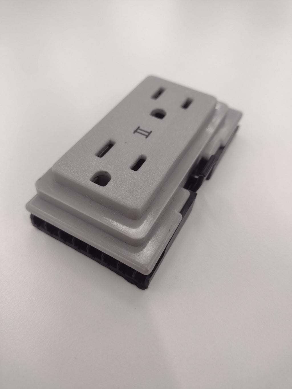 Trendway PD2 3322713R Duplex Receptacle Outlet for SMS-Series Cubicle Panels
