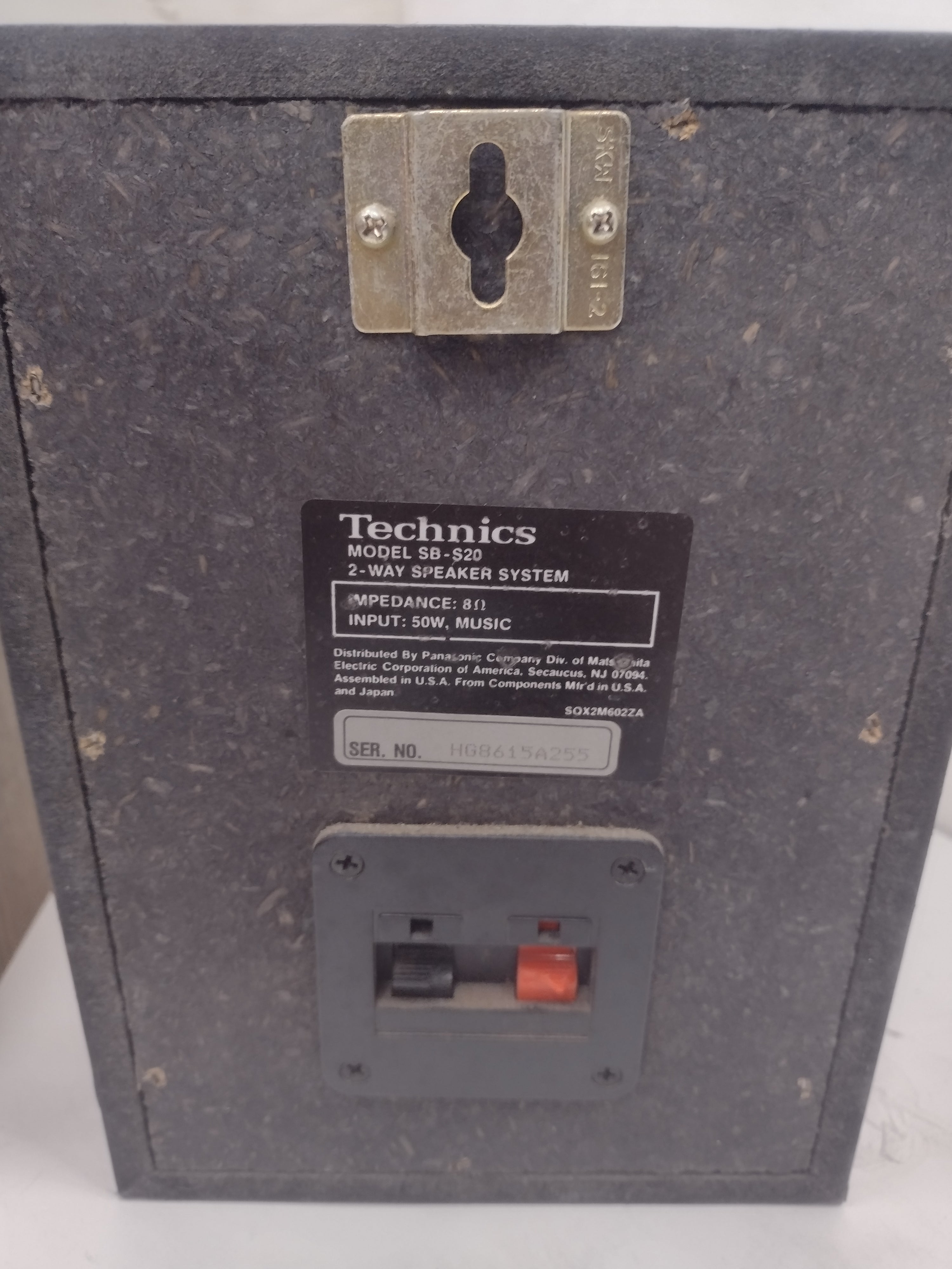 Vintage Technics SB-S20 2-Way 50W Bookshelf Speaker System