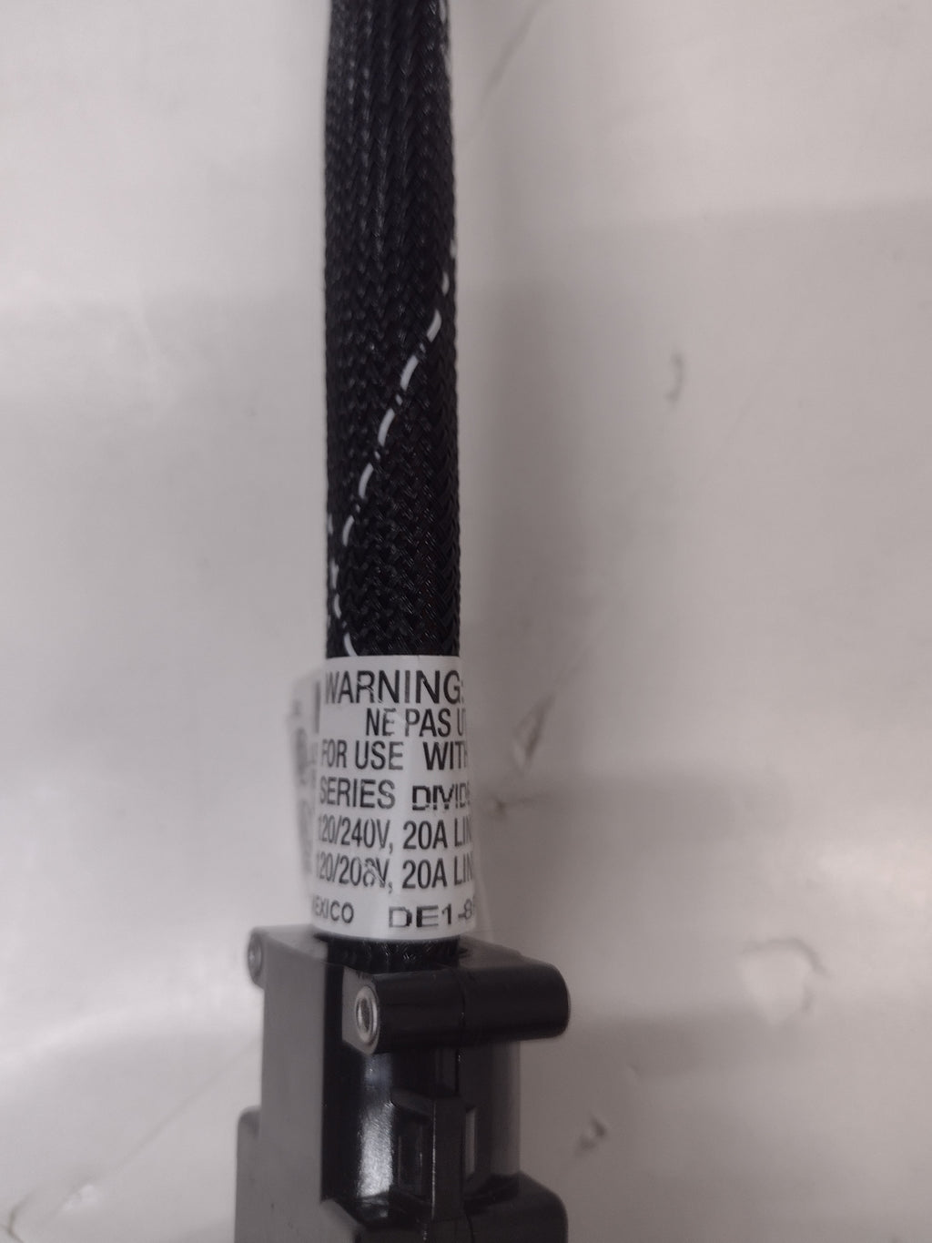 Knoll 12" DE1-8PCNPM Power Connector/jumper (module-to-module) for Cubicles
