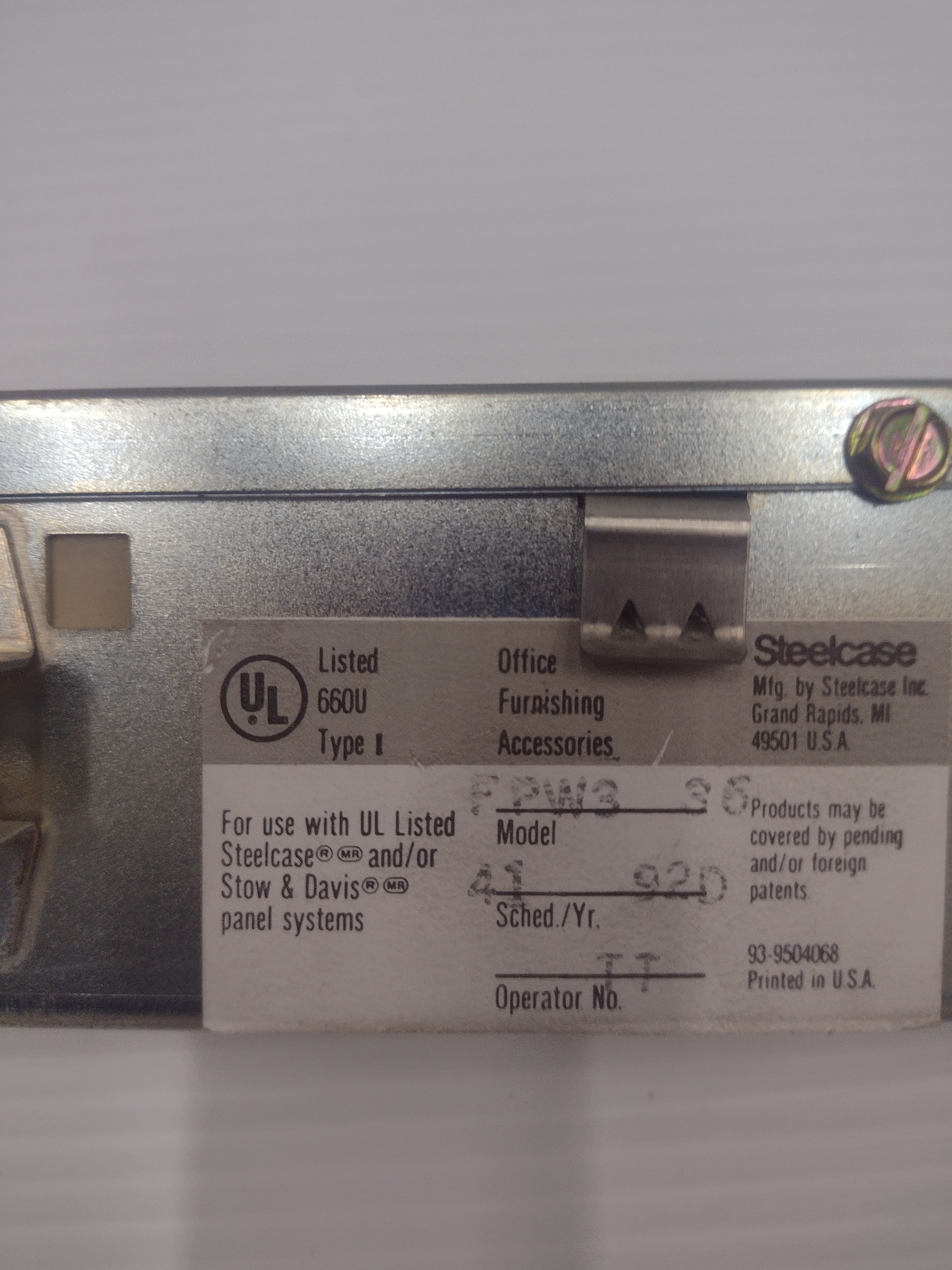 Steelcase FPW336 3-Circuit Powerway for 36" Steelcase Cubicle Panels