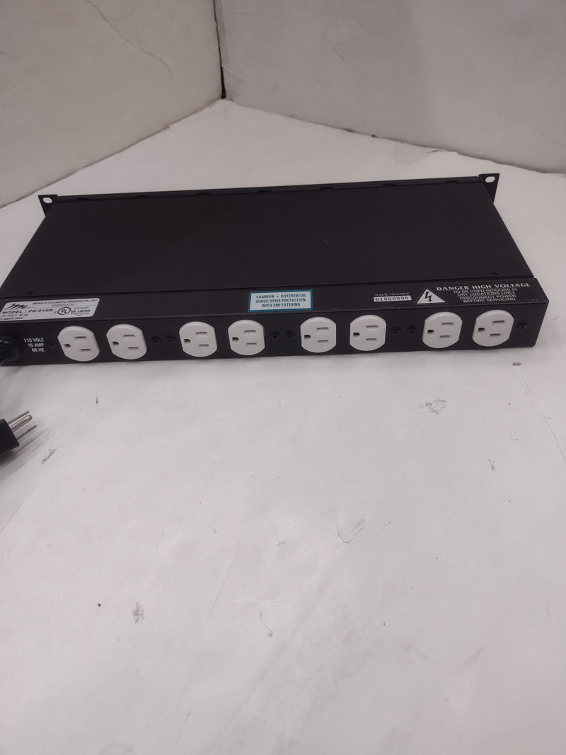 Middle Atlantic PD-915R 9 Outlet 15 A Rackmount Power Distribution Unit
