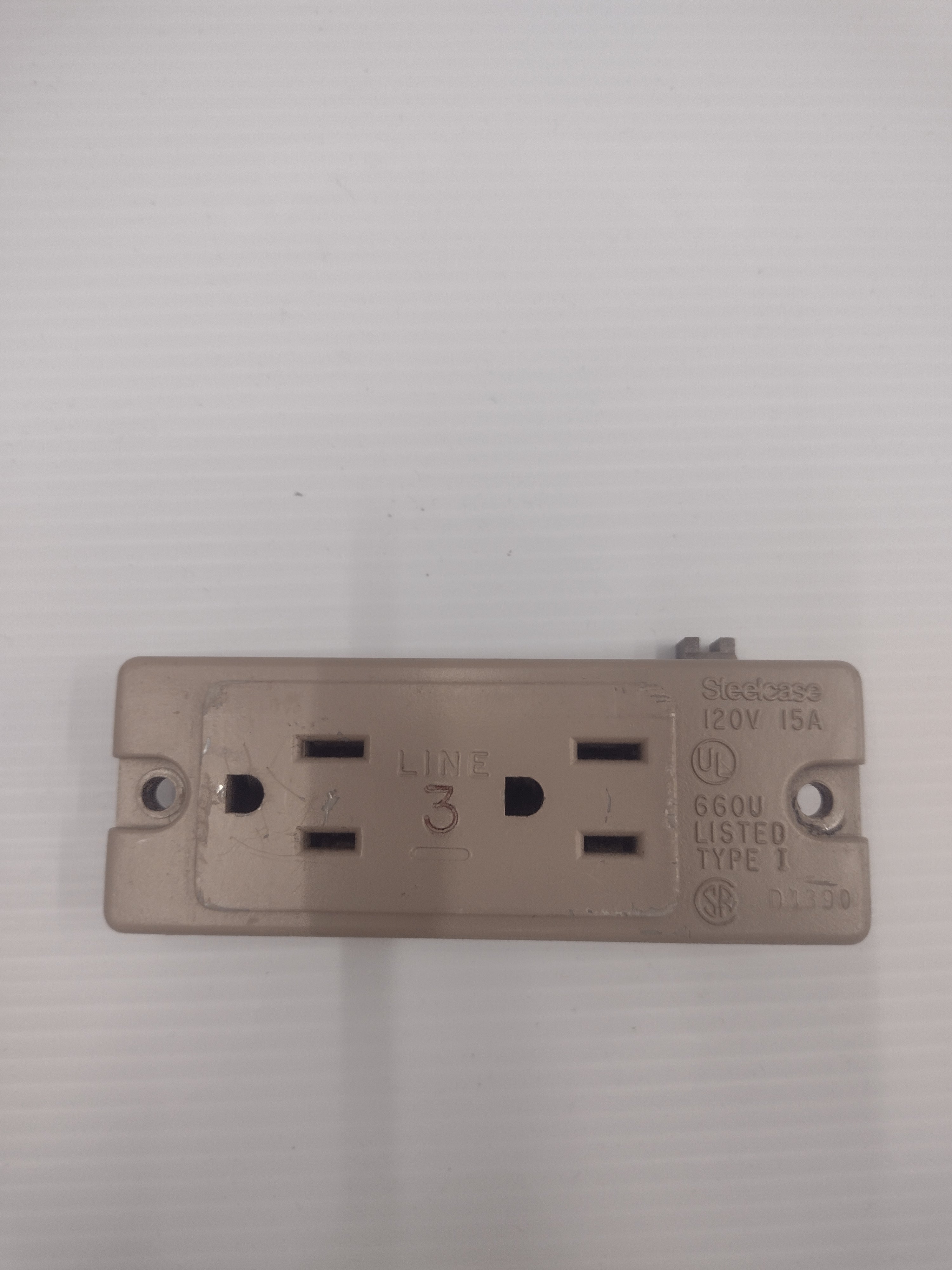 Steelcase 98665 Duplex Receptacle Outlet/Circuit for Cubicle Panels