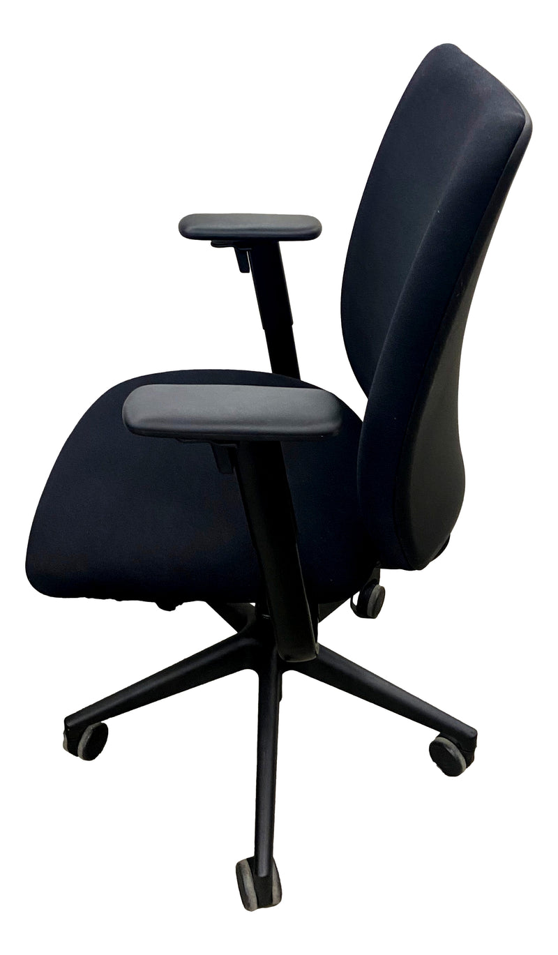 Pre-Owned Steelcase Turnstone Crew Task Chair
