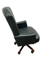 Pre-Owned Leather Swivel Chair