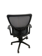 Pre-Owned Staples Swivel Chair
