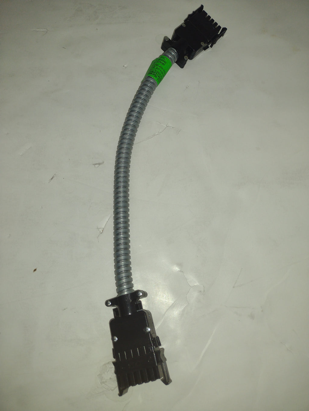 Evolve 20" EVE8CP20 Power ("Jumper") Cable/Connector for Cubicle Panels