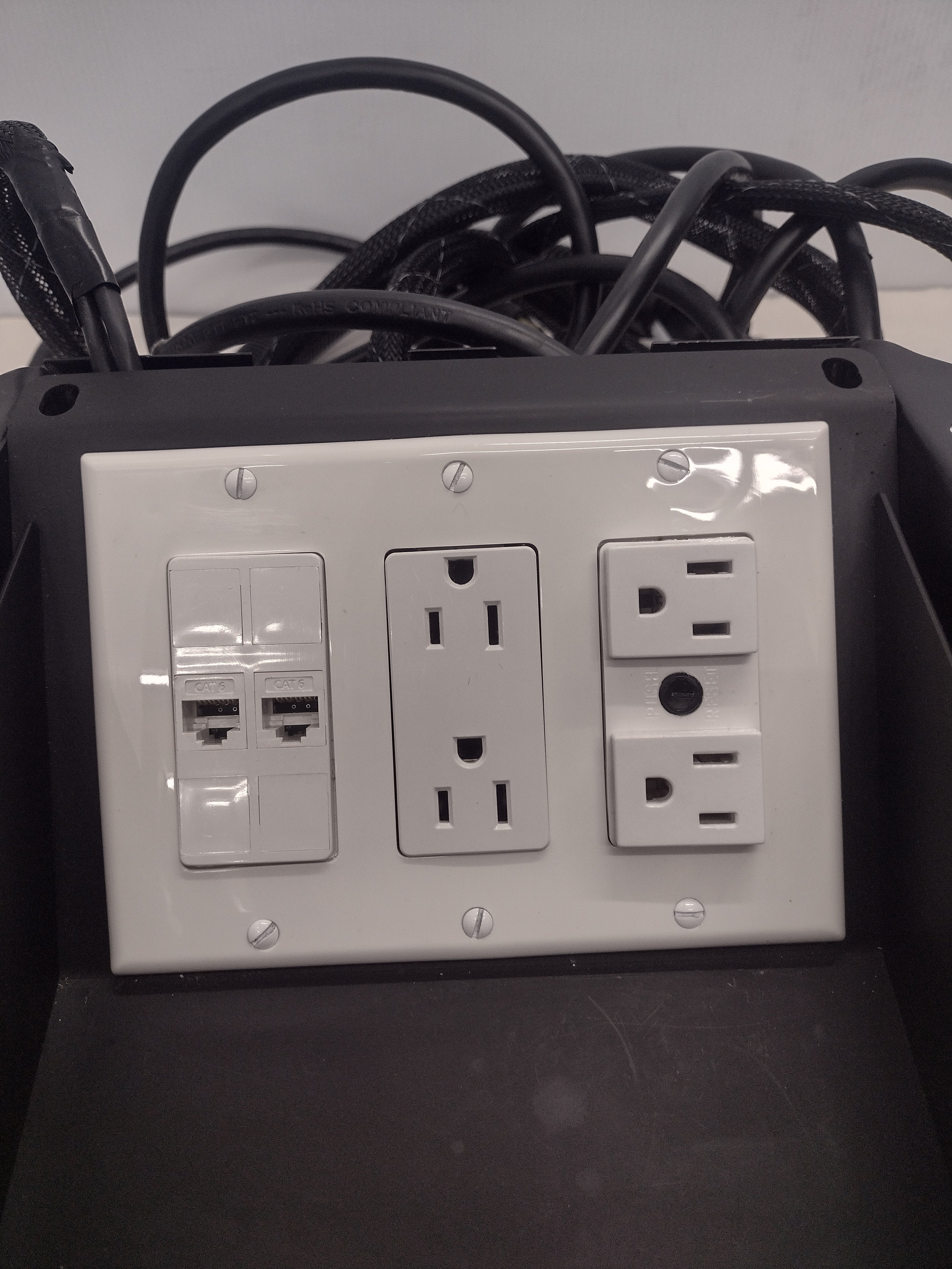 Krug Connexus Standard Power Distribution Unit for Virtu Series Office Furniture