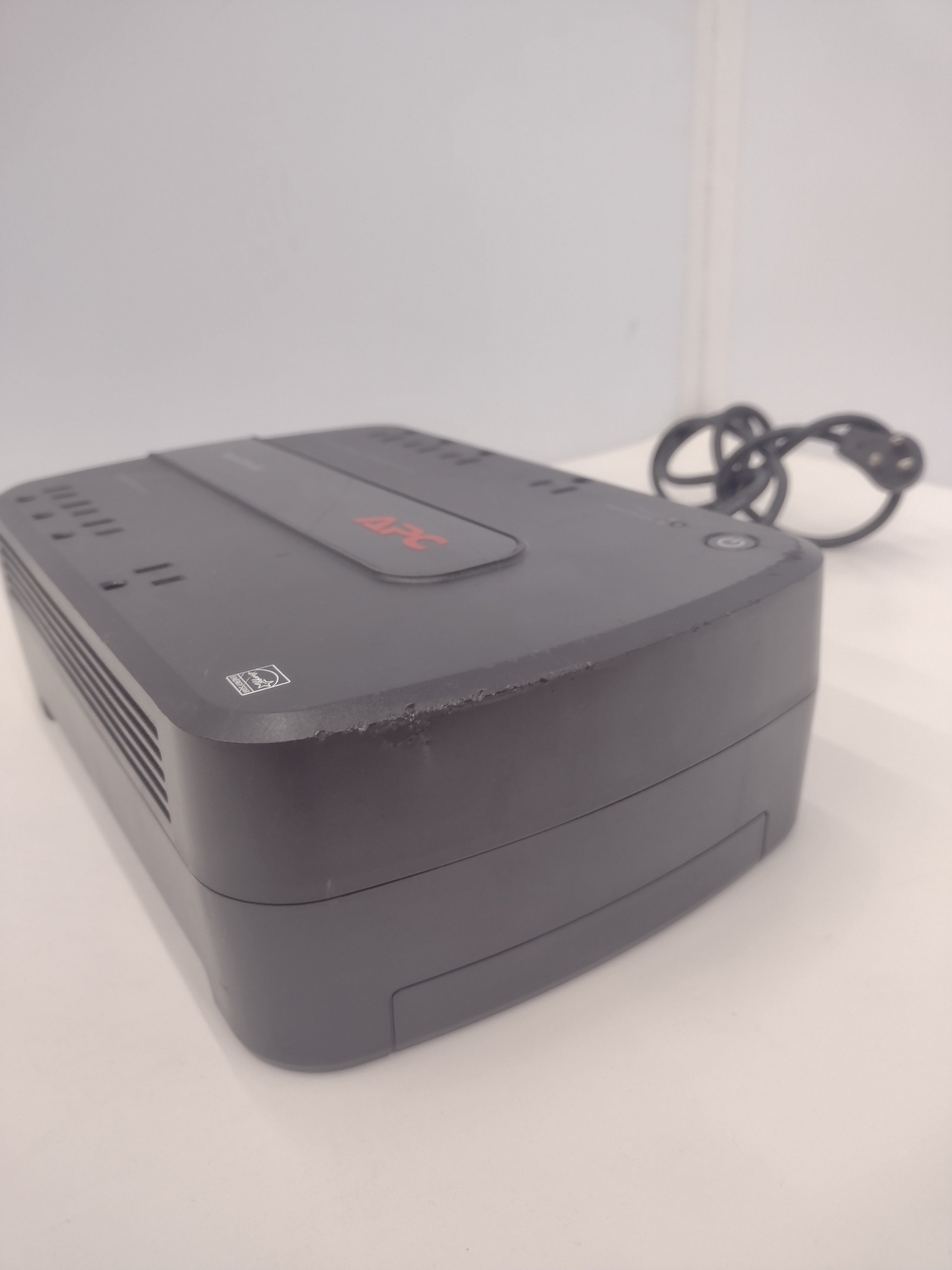 APC BE650G1 650VA 390W UPS Battery Backup & Surge Protector (with NEW BATTERIES)