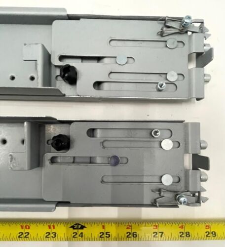 HP Rack Mount Rail Kit 7041150-03(L) and 7041150-04(R) for StorageWorks models