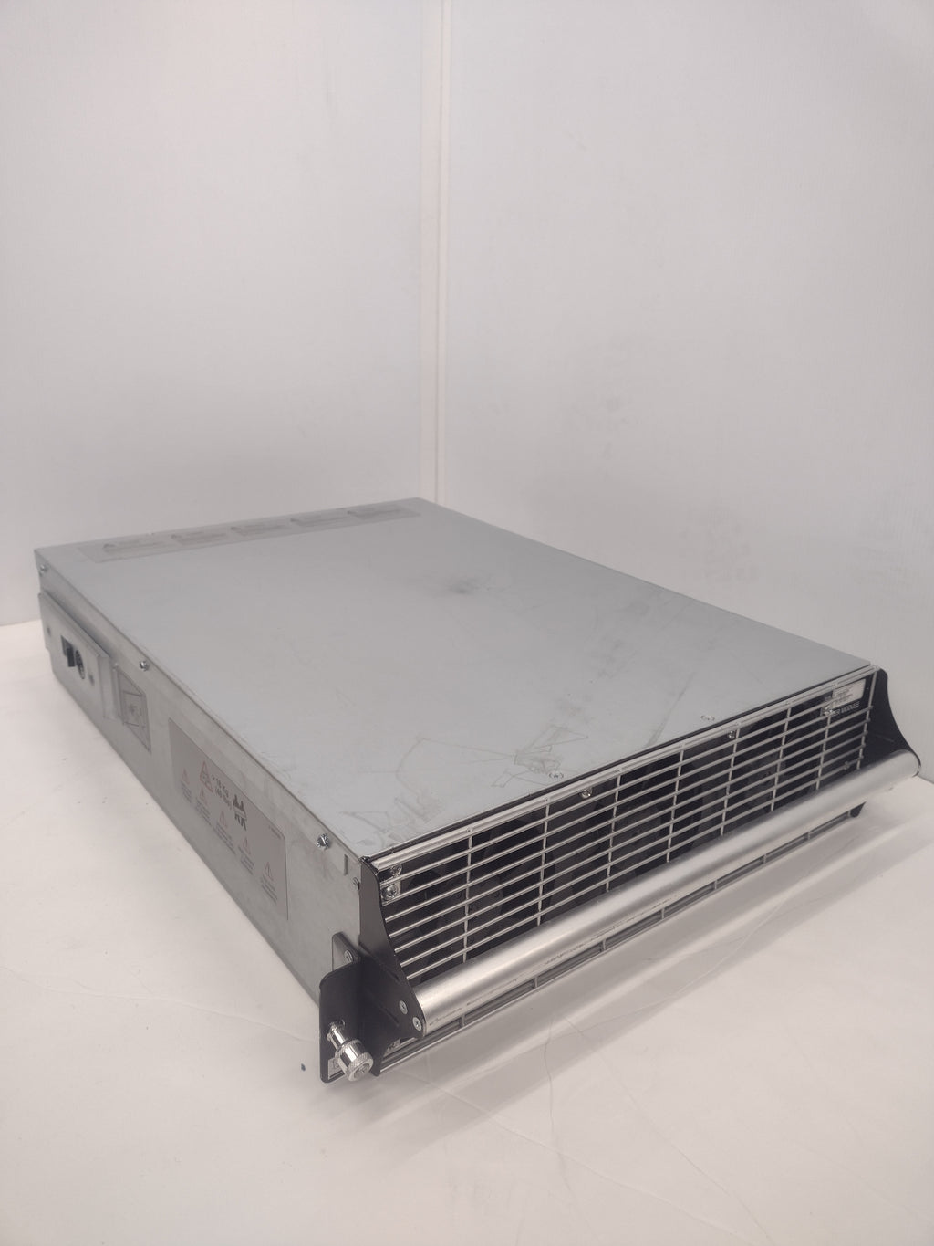 APC Symmetra PX UPS Power Module SYPM10KF - 10kVA, 10kW, 208V, 30A, 3-Phase, 3U