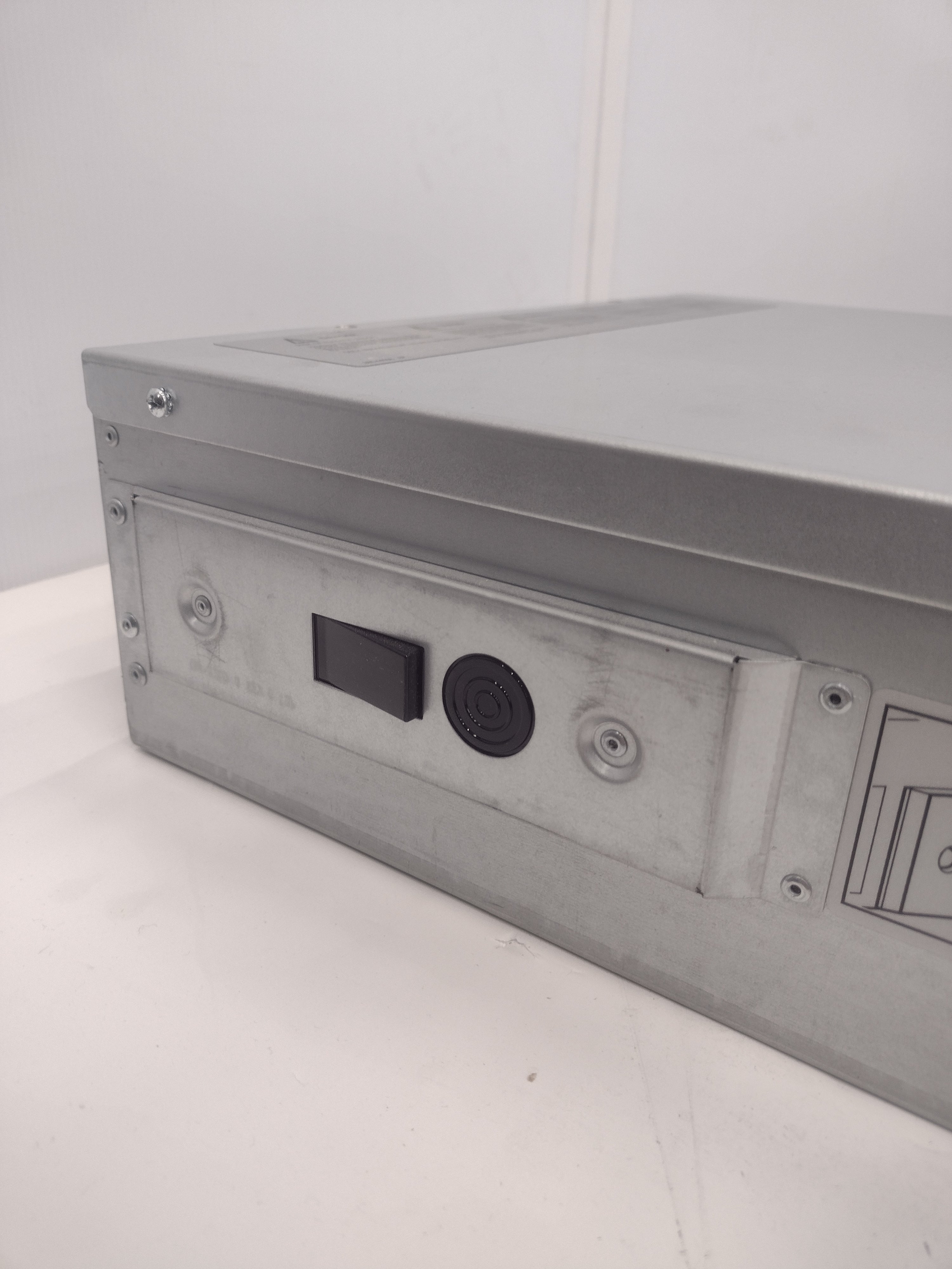 APC Symmetra PX UPS Power Module SYPM10KF - 10kVA, 10kW, 208V, 30A, 3-Phase, 3U