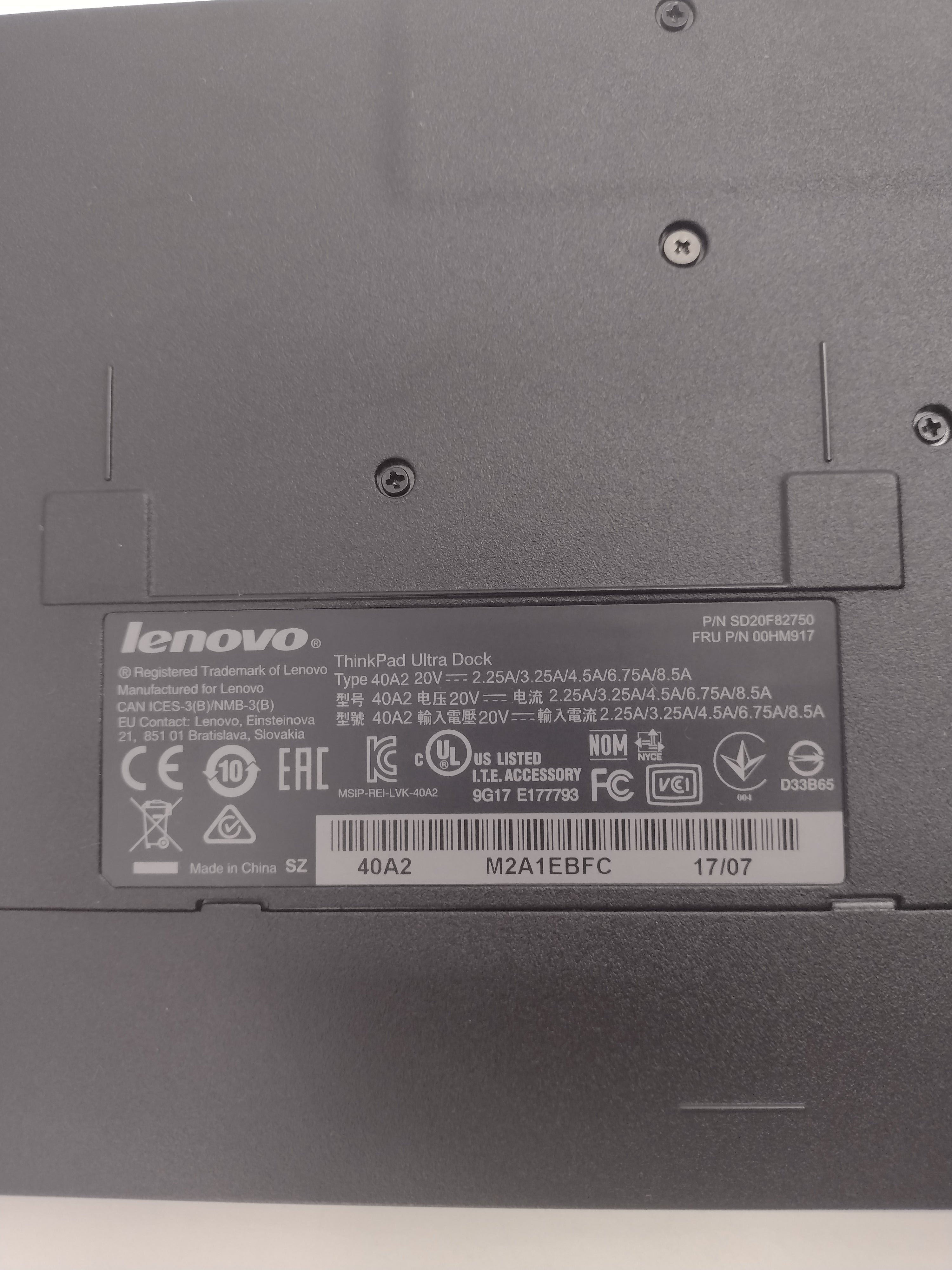 Lenovo ThinkPad 40A2 Ultra Dock 40A2 Laptop Docking Station - no AC adapter