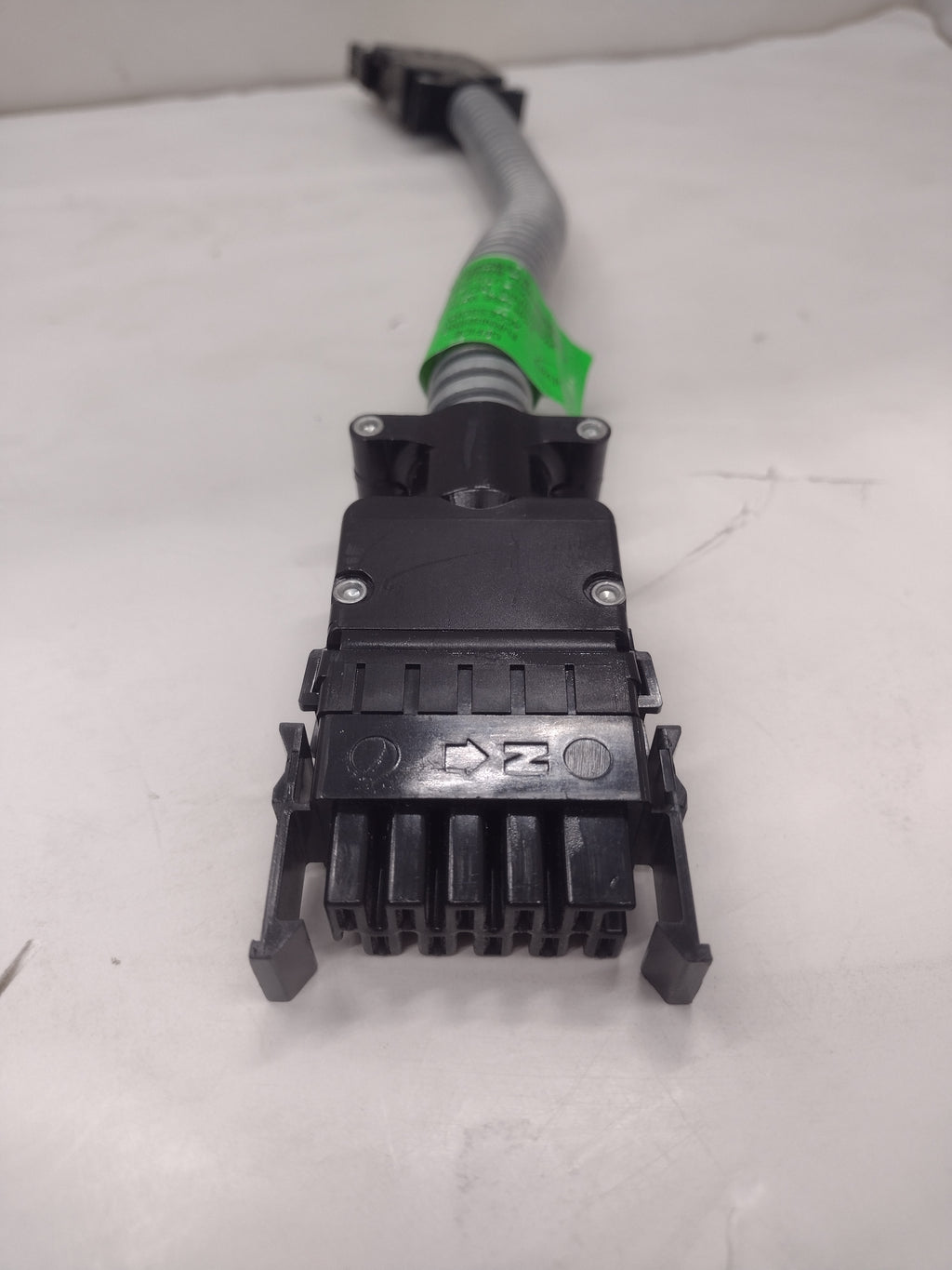 Evolve 16" EVE8CP16 Power ("Jumper") Cable/Connector for Cubicle Panels