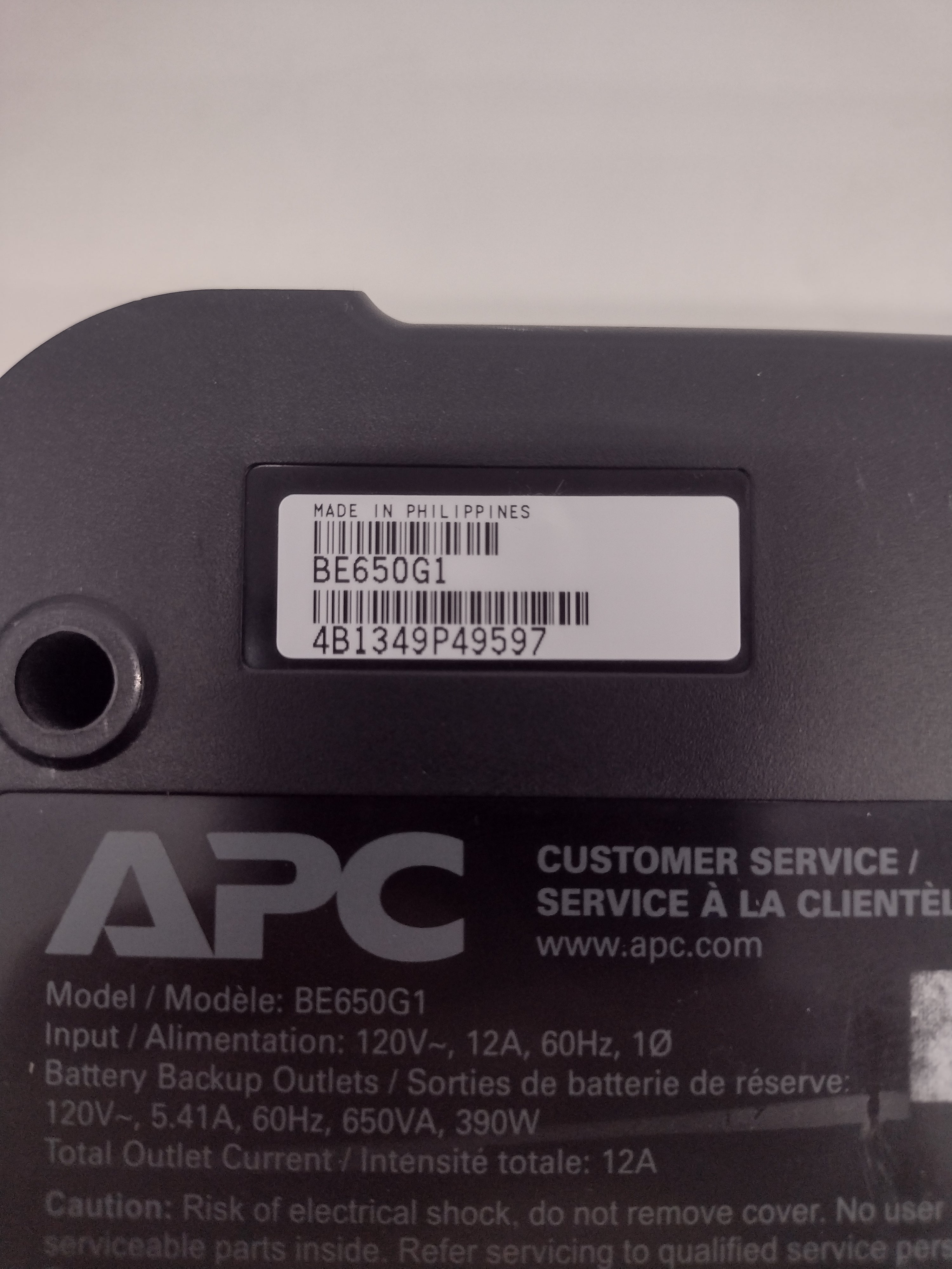 APC BE650G1 650VA 390W UPS Battery Backup & Surge Protector (with NEW BATTERIES)