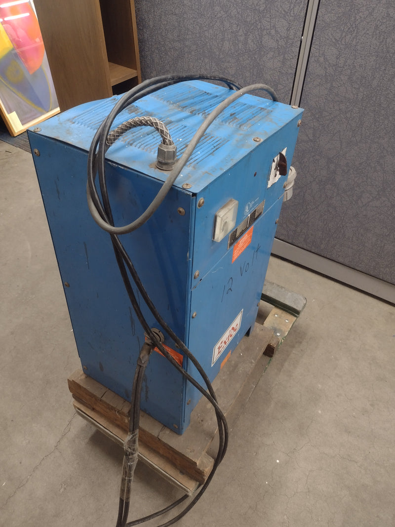 Exide NPC (6-1-432) 12 Volt 6 Cell 1 Phase Forklift Battery Charger (w/pallet)
