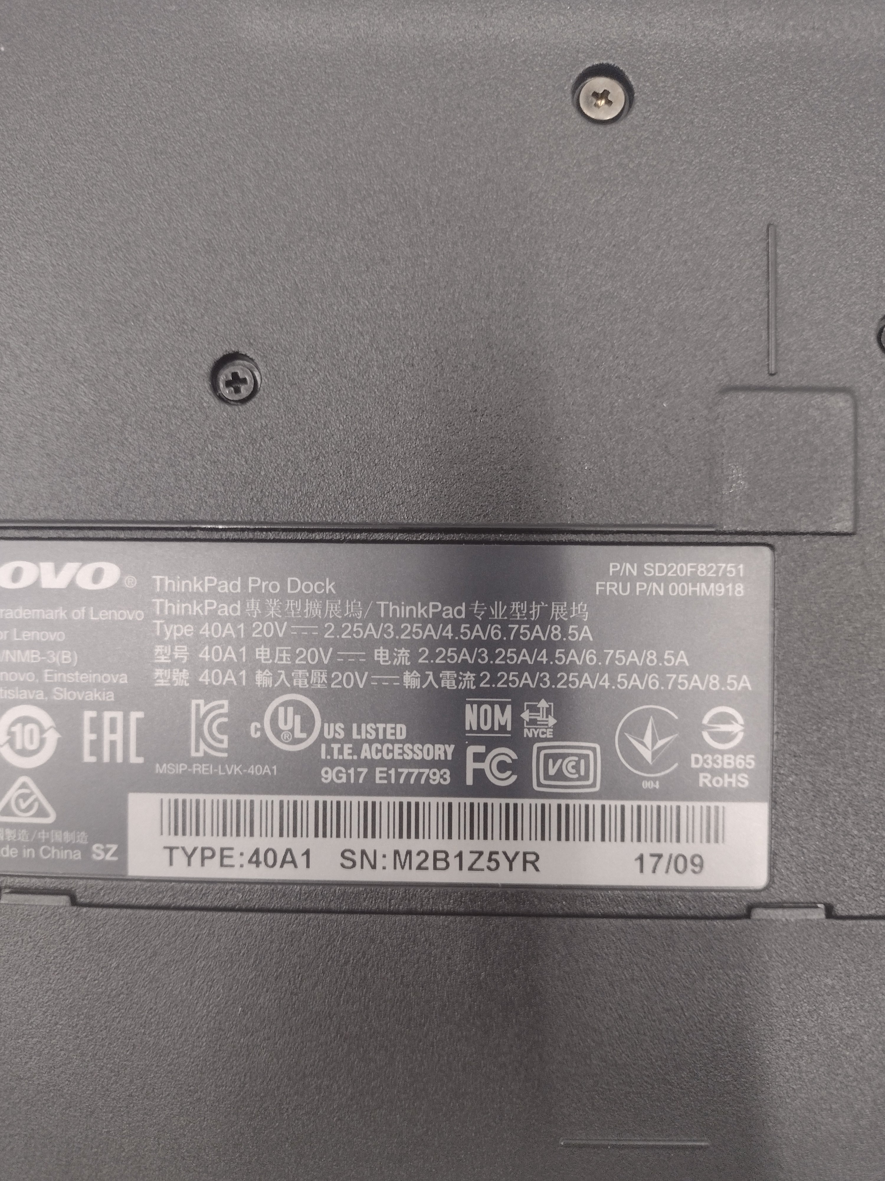 Lenovo ThinkPad 40A1 Pro Dock Laptop Docking Station - no AC adapter