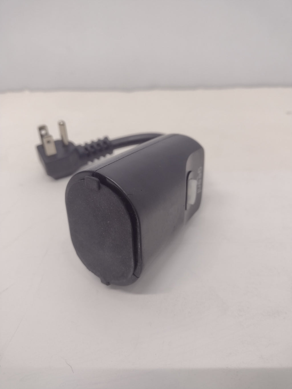 Geeni GN-OW101-101 Outdoor Smart Wi-Fi Voice-Controlled Plug 15A 125V 1875W