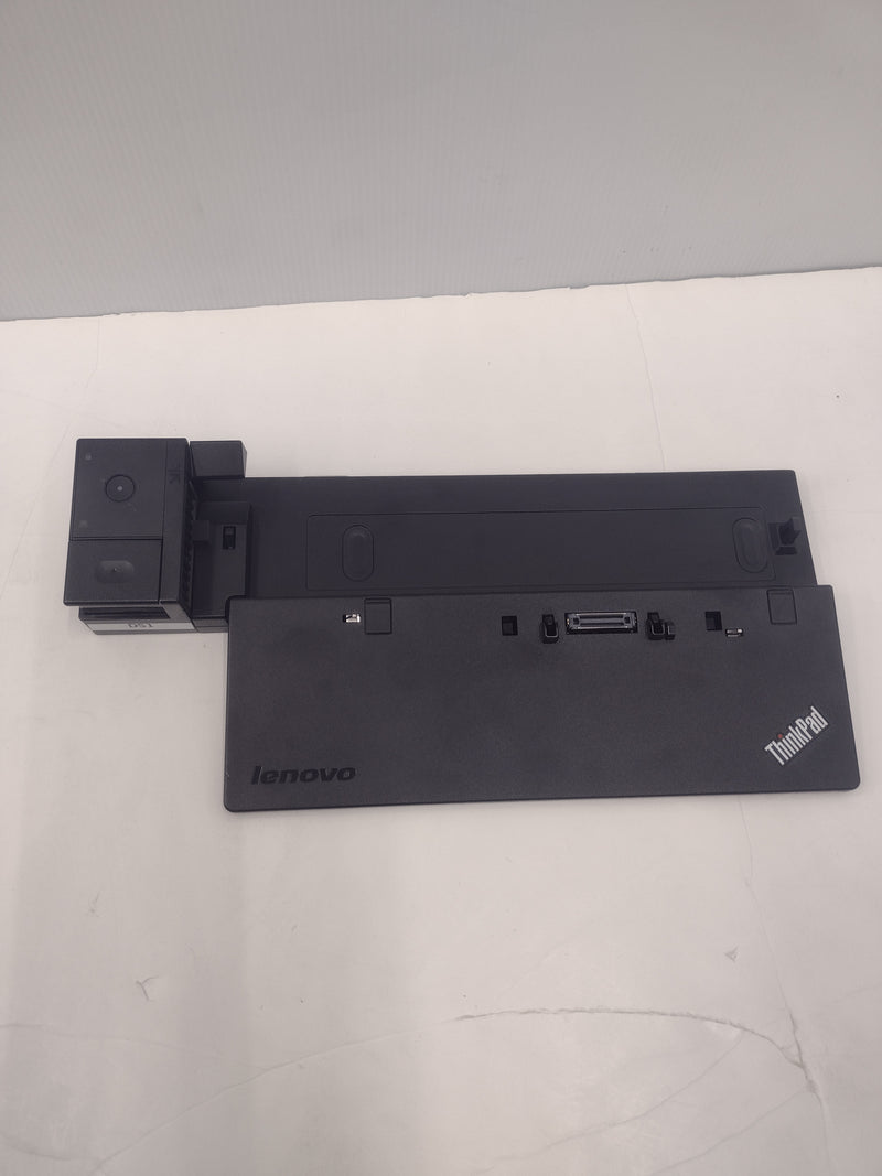 Lenovo ThinkPad 40A2 Ultra Dock 40A2 Laptop Docking Station - no AC adapter