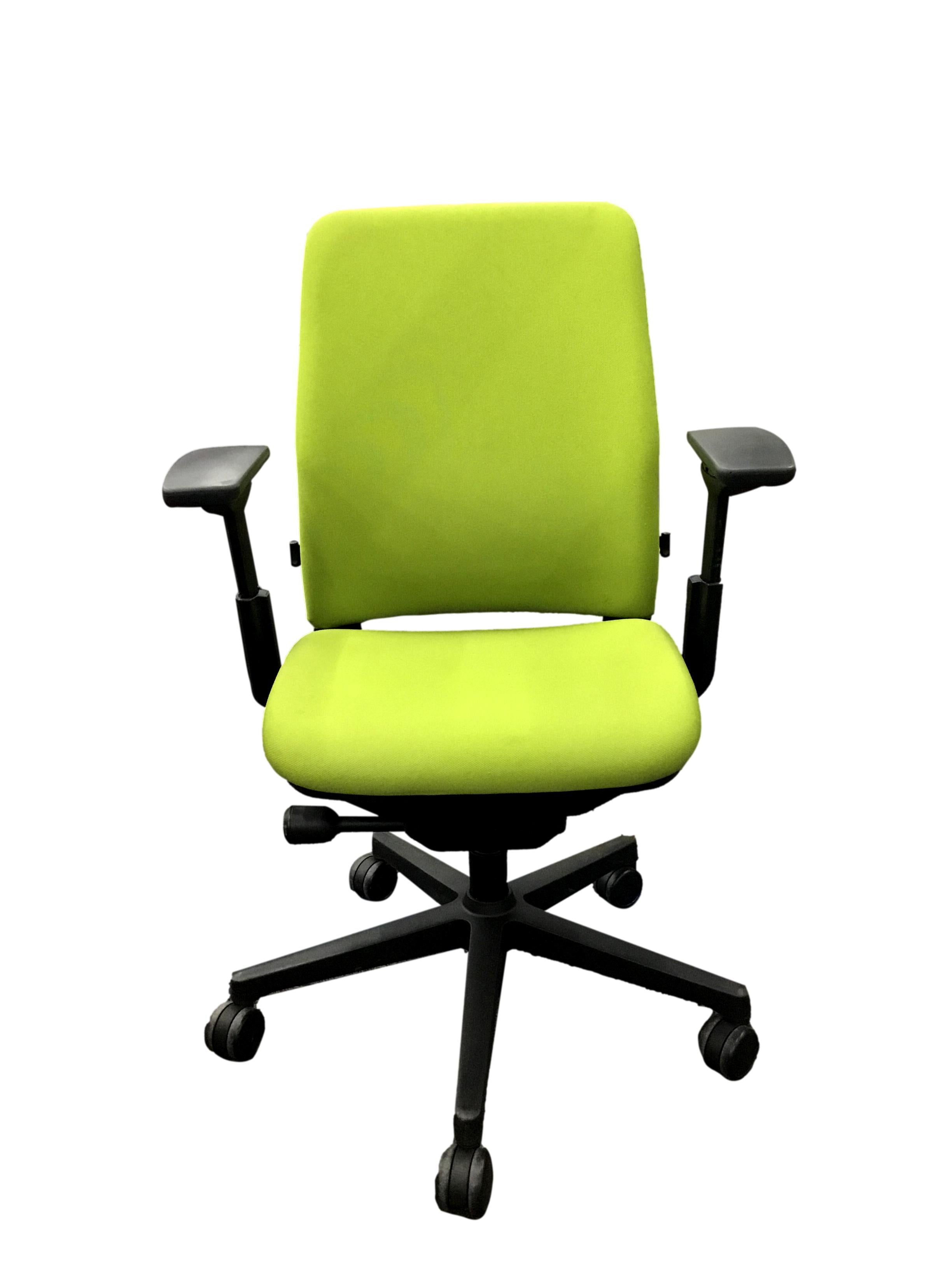 Steelcase Amia Cogent Connect Office Chair - Green Fabric (Pre-Owned)
