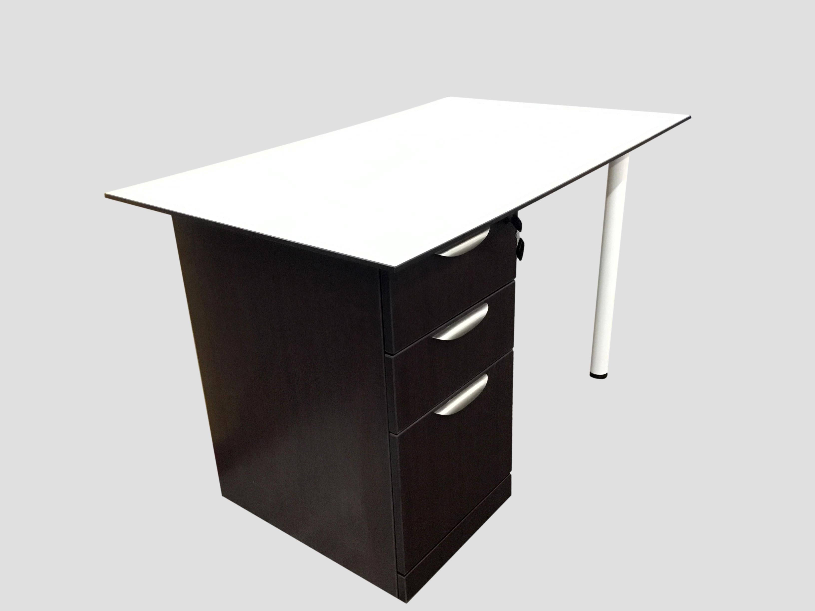 Office Source White/Espresso Beveled Edge Surface With B/B/F Pedestal - 30" x 48"