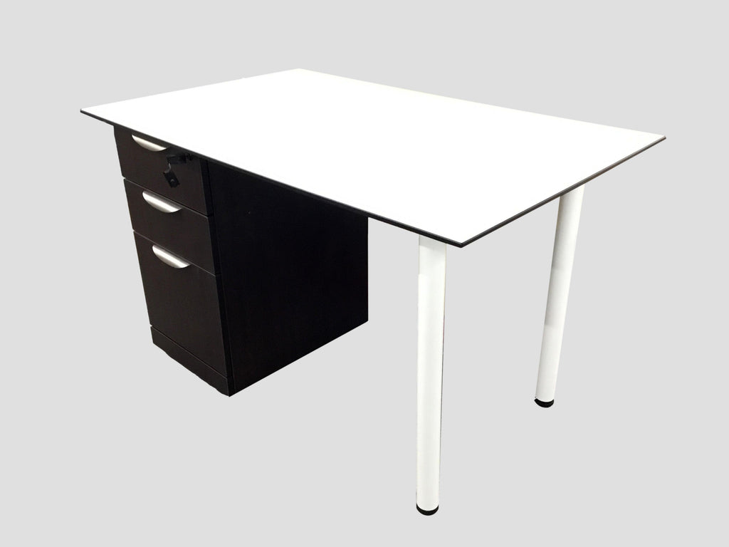 Office Source White/Espresso Beveled Edge Surface With B/B/F Pedestal - 30" x 48"