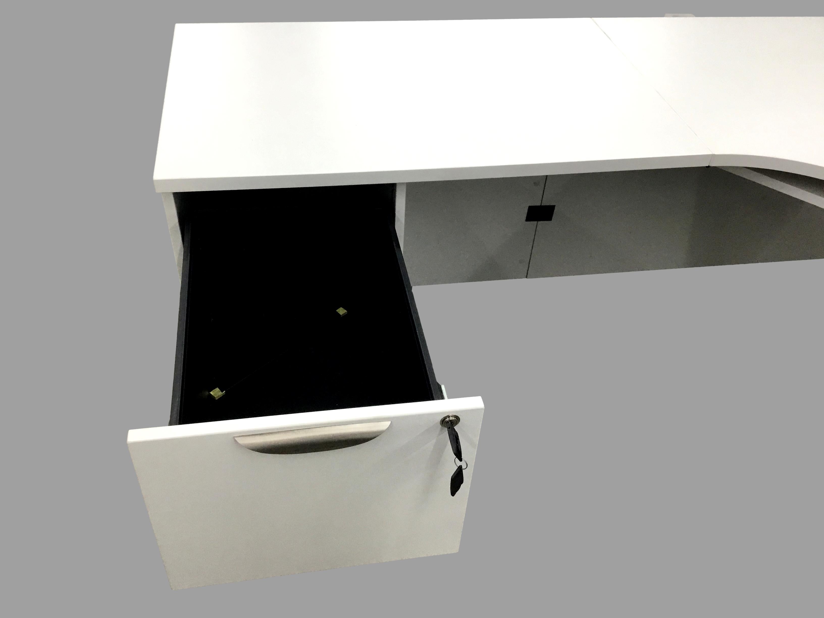 Office Source White Laminate Porkchop L-shape Desk 72"x72"