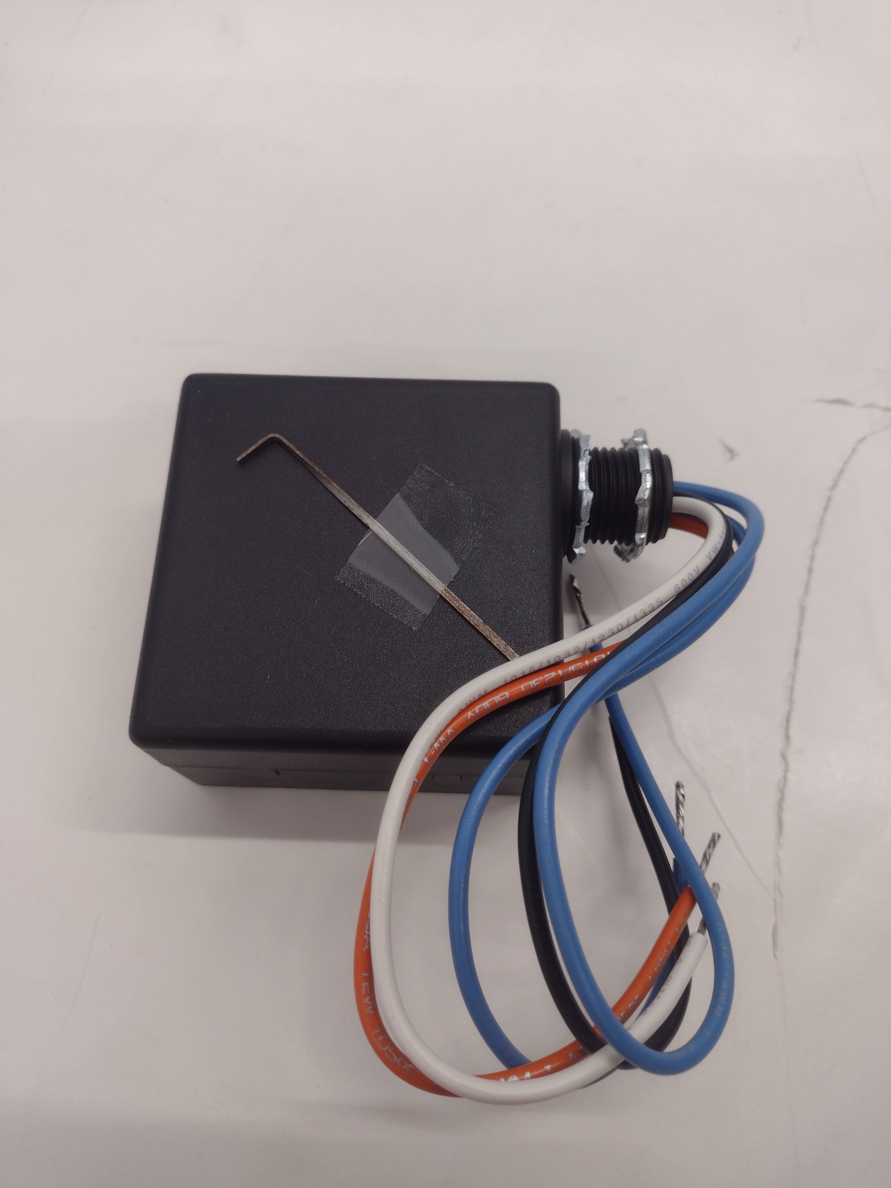 Sensorswitch CU-20 120/277 VAC 20 A Control Unit for VDC Sensors - NEW