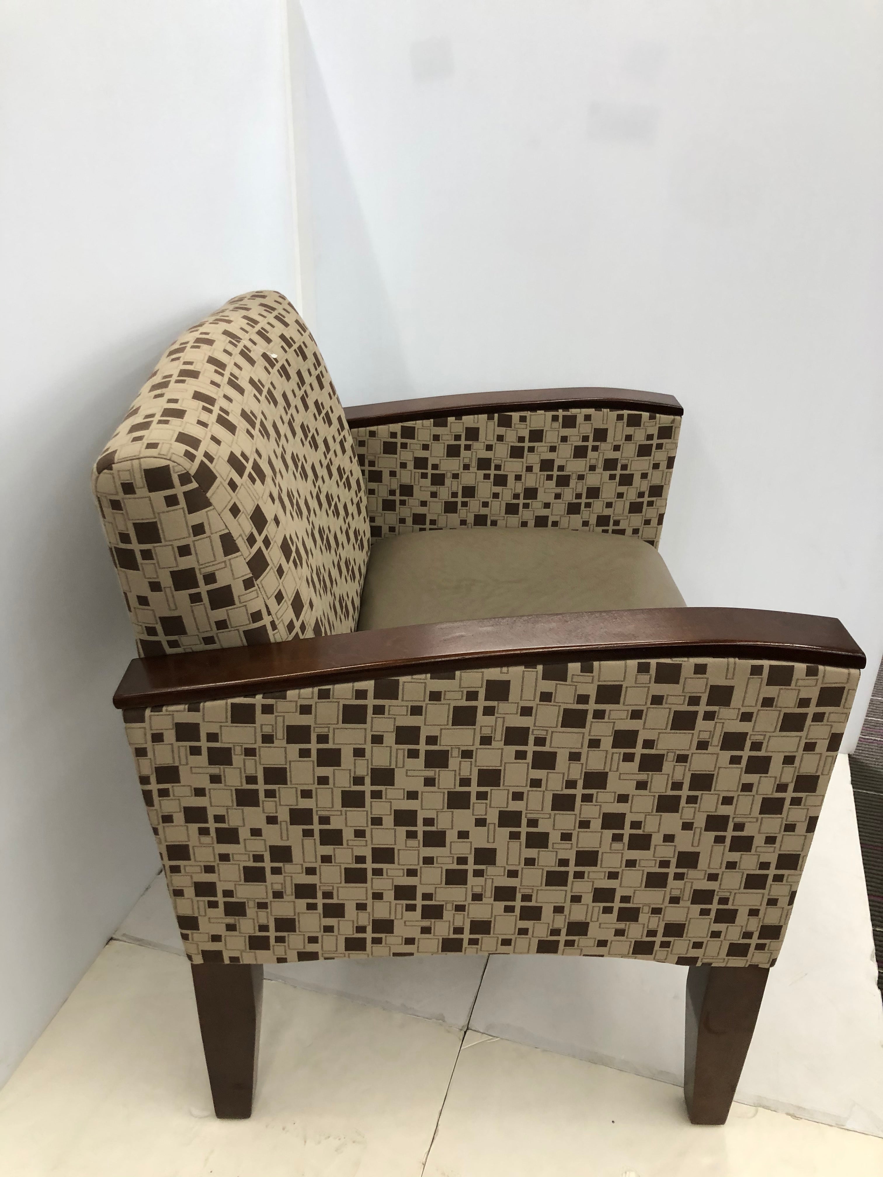 Lesro Lounge - Belmont Collection