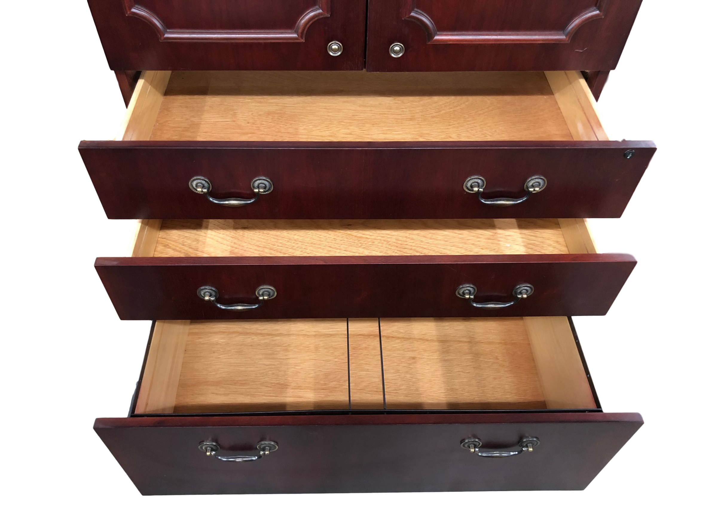 Pre-Owned Mahogany Veneer Storage Entertainment Center Cabinet